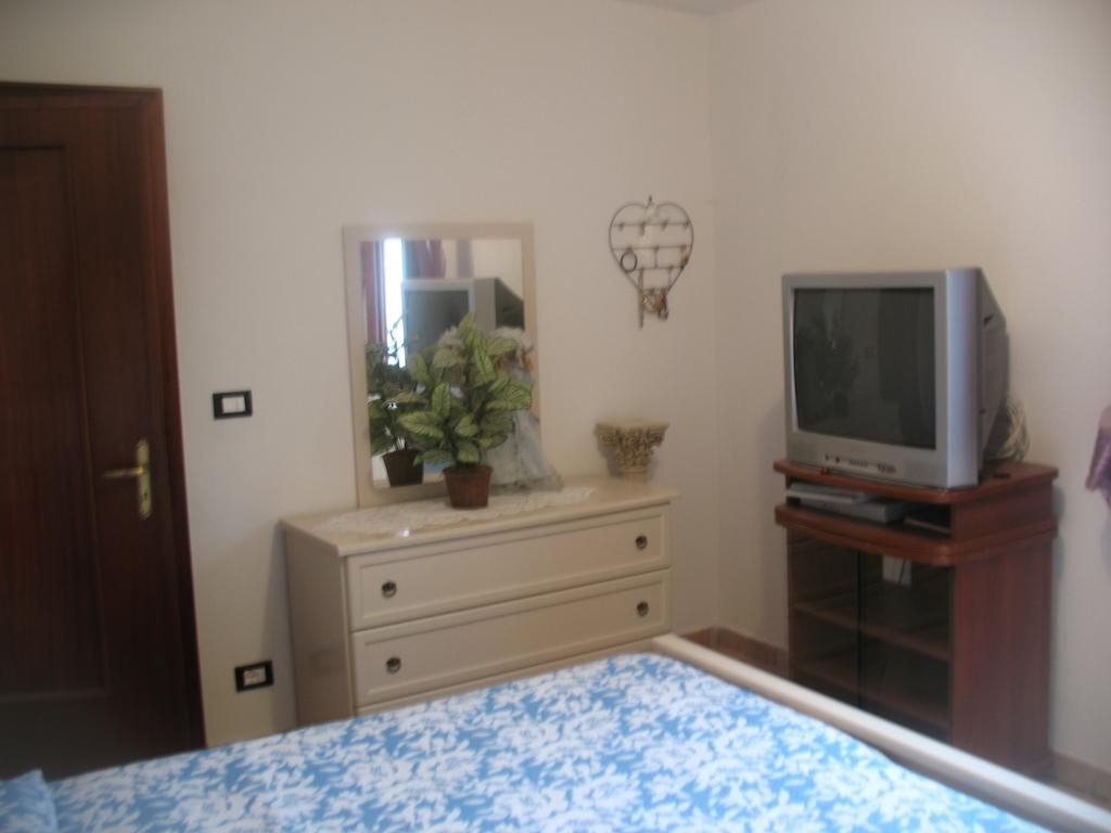 Bed and Breakfast Casa Vacanze L'Agrifoglio Magliolo Zimmer foto