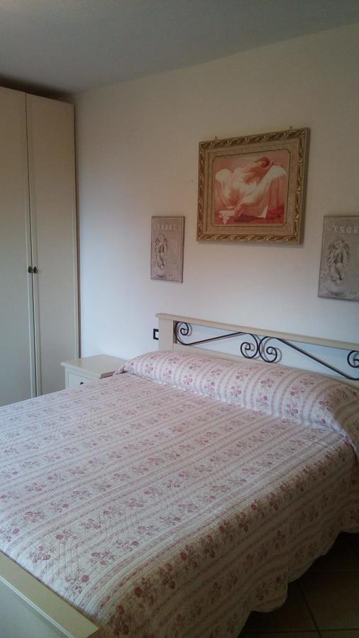 Bed and Breakfast Casa Vacanze L'Agrifoglio Magliolo Exterior foto